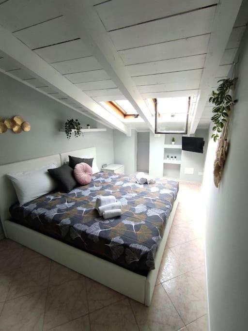 Apartament Free Parking Tiny House Wifi Netflix 15 Minuti Dal Duomo Mediolan Zewnętrze zdjęcie