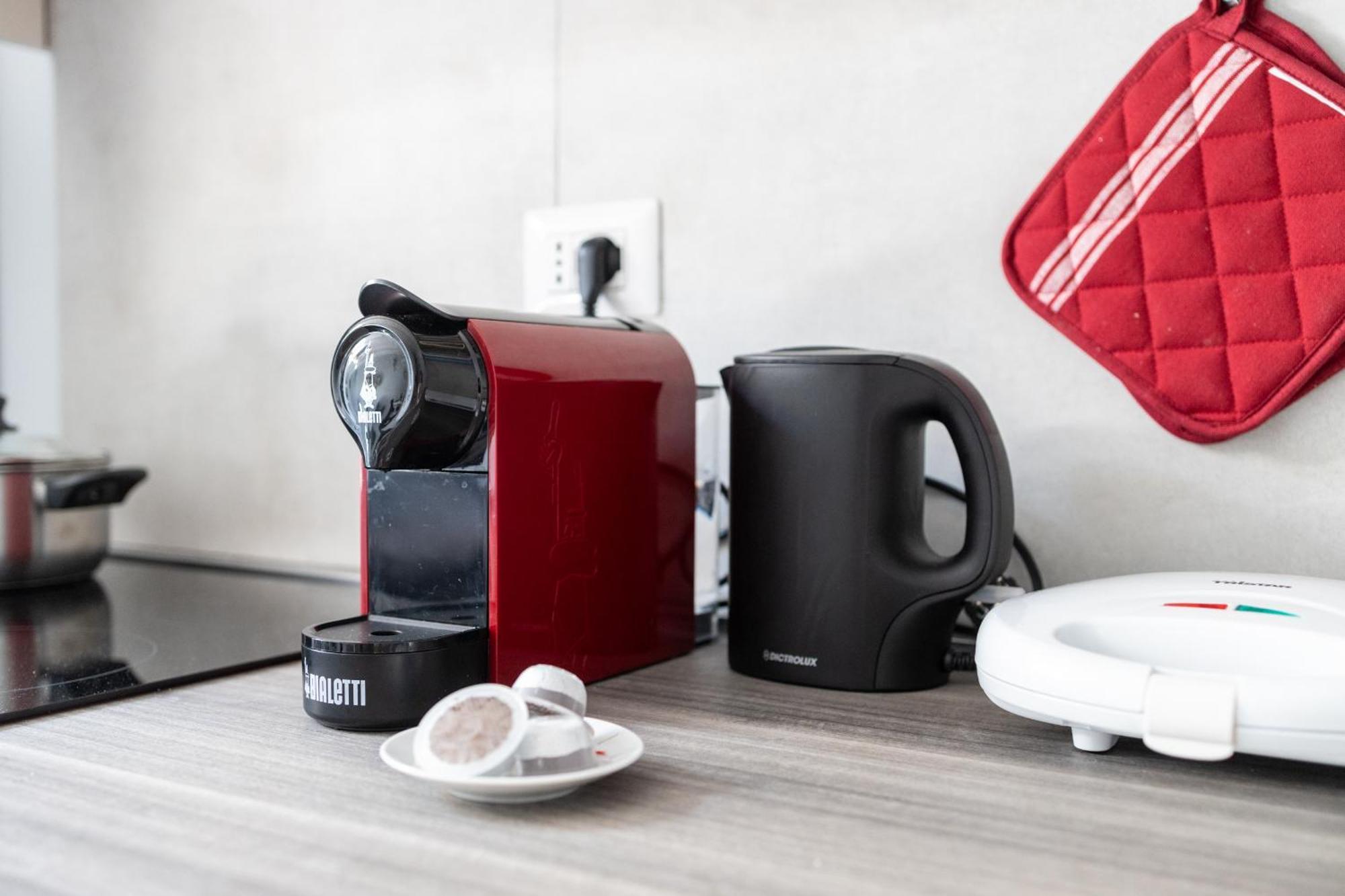 Apartament Free Parking Tiny House Wifi Netflix 15 Minuti Dal Duomo Mediolan Zewnętrze zdjęcie